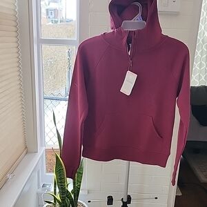 Women's maroon quarter zip Hoodie, small